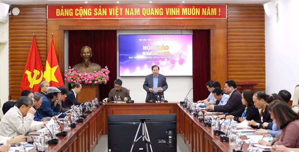 van hoc viet cho cu huych moi tu du thao nghi dinh ho tro sang tac hinh 1