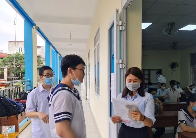 chinh phuc ky thi vao lop 10 theo chuong trinh moi hinh 1