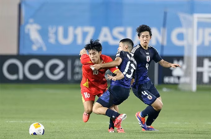tran-gia-bao-u17-viet-nam2.jpg