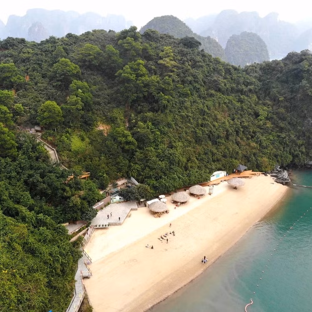 ha long mo them 3 bai tam phuc vu du khach dip he 2025 hinh 1