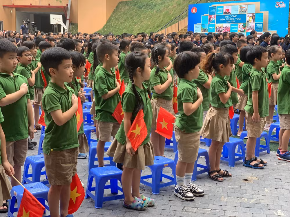 ngay mai 1 7 phu huynh tai ha noi bat dau dang ky tuyen sinh truc tuyen vao lop 1 cho con hinh 1