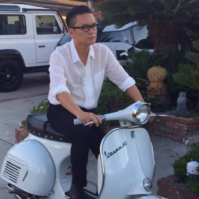 Tôn Bảo Anh là Việt kiều Mỹ, sinh sống tại bang California.