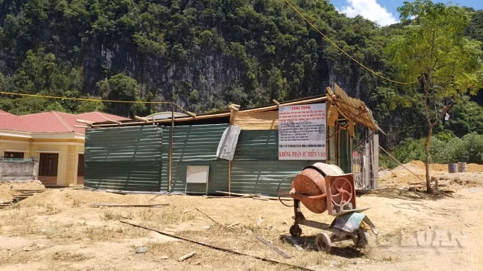 Công trường thi công dự án do Công ty CP tư vấn Đầu tư xây dựng và Thương Mại Minh Việt thực hiện.