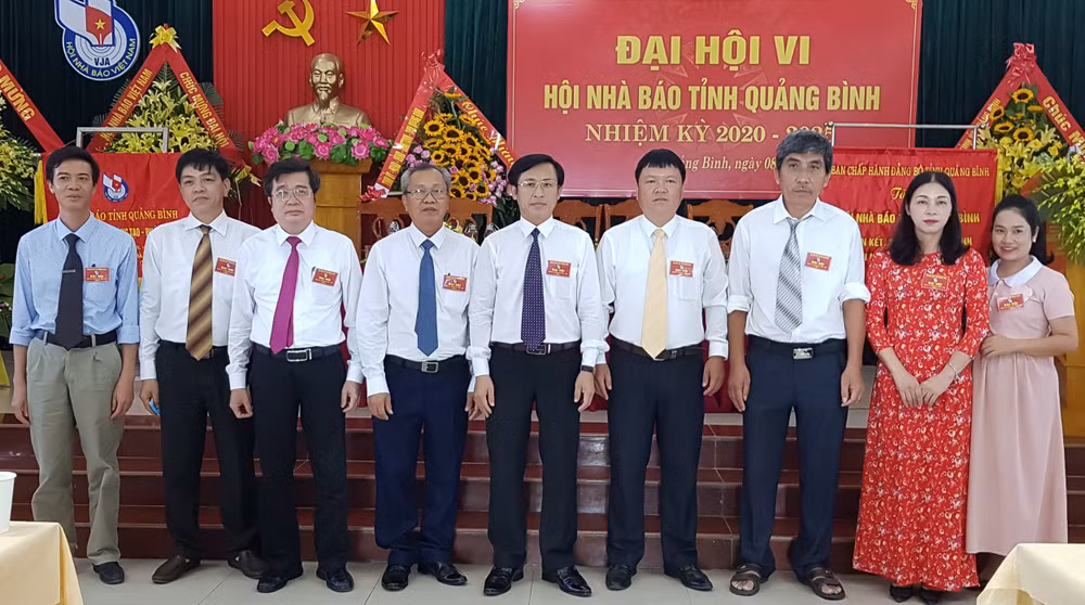 Ban chấp hành Hội Nhà báo tỉnh Quảng Bình khóa VI, nhiệm kỳ 2020-2025.