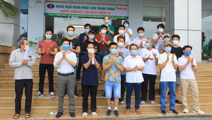 19 bệnh nhân Covid-19 ở Hà Nội được công bố khỏi bệnh. Ảnh: TL.