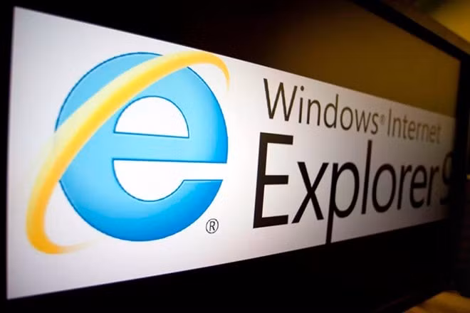 trinh-duyet-internet-explorer-dang-dan-bi-khai-tu