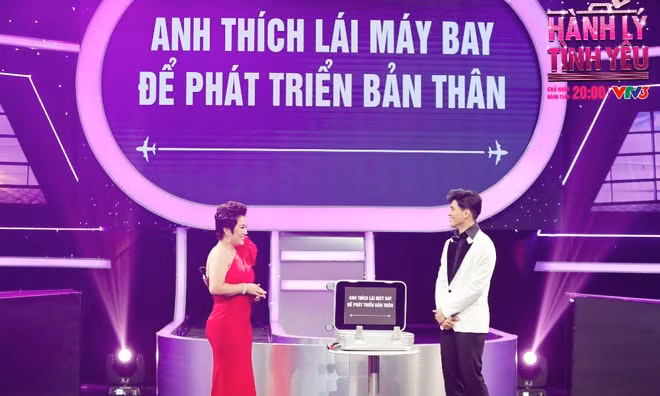 Bí mật của người mẫu Tuấn Kiệt khiến doanh nhân Thu Trang và cả trường quay bất ngờ. Ảnh: BTC