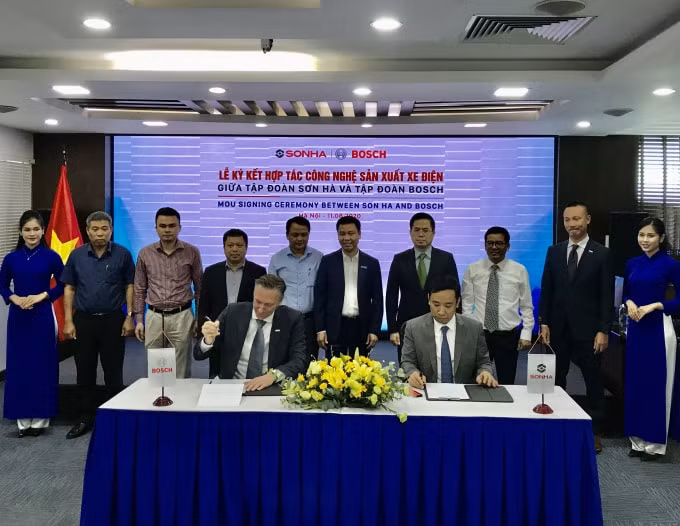 Quang cảnh lễ ký kết