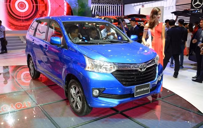hang-xe-Toyota Avanza