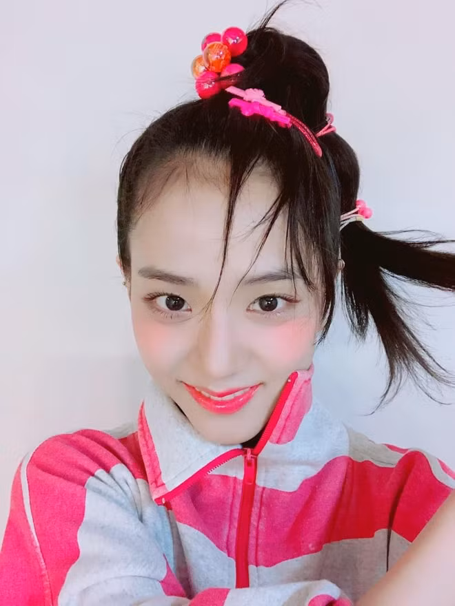 style Jisoo3