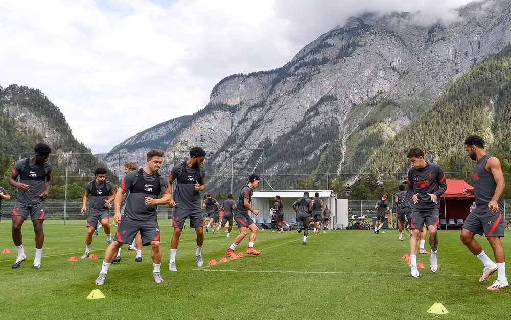 Hình ảnh các cầu thủ Liverpool đang có chuyến tập huấn tại Salzburg (Áo). Ảnh: internet.