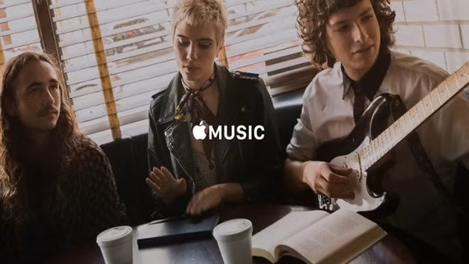 Hiện Apple Music có tổng cộng ba đài phát thanh. Ảnh: internet.