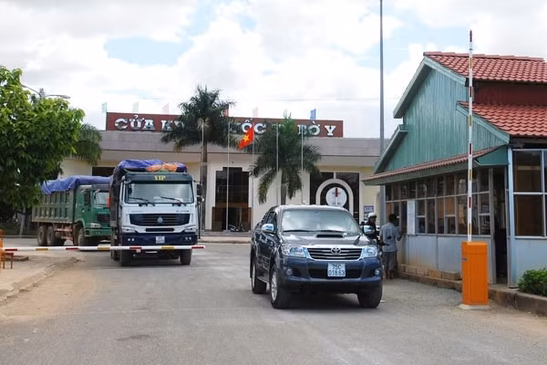 Điểm đầu của tuyến cao tốc Bờ Y - Ngọc Hồi tại Cửa khẩu quốc tế Bờ Y