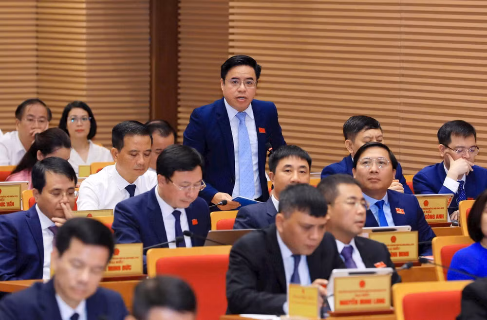 khanh-hung.jpg