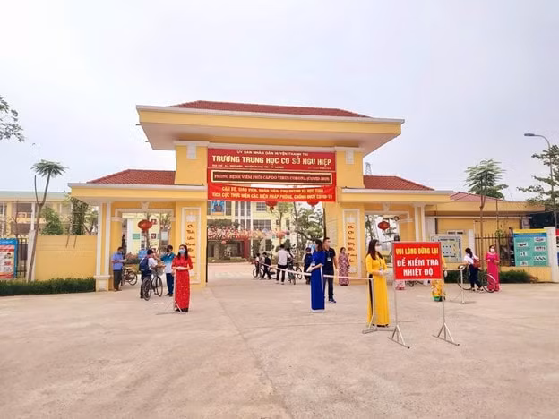 truong thcs ngu hiep luon huong den an toan hanh phuc hinh 5