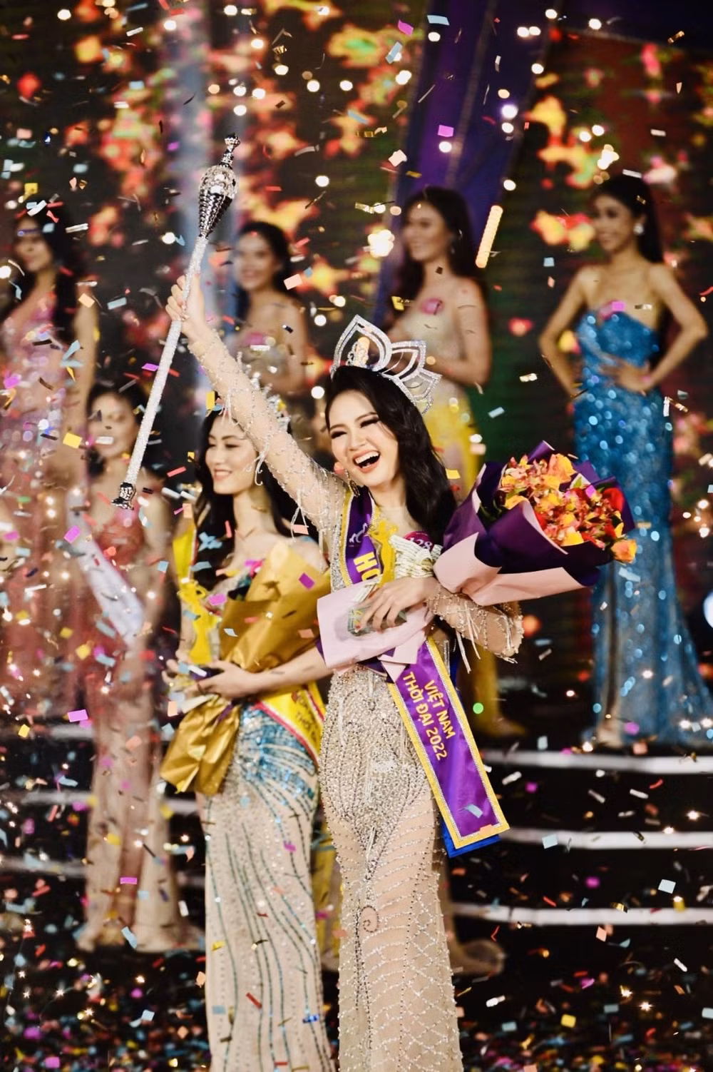 nu sinh 18 tuoi que nghe an dang quang miss viet nam era 2022 hinh 1