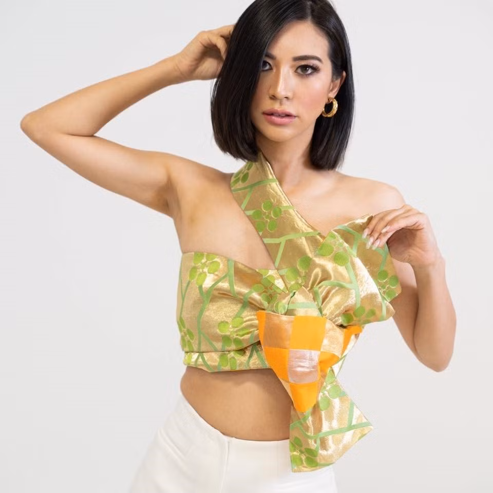 erina hanawa tan hoa hau du lich the gioi co gi dac biet hinh 3