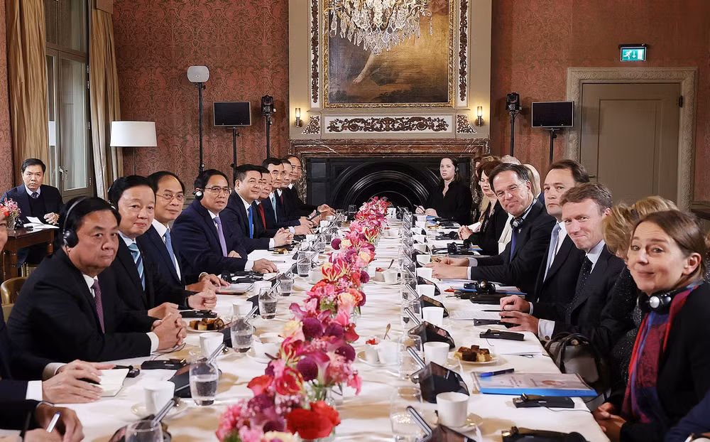 thu tuong chinh phu pham minh chinh hoi dam voi thu tuong ha lan mark rutte hinh 1