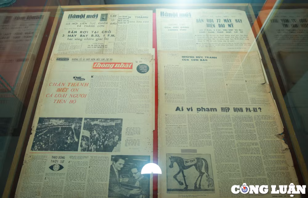 bao chi xung tran ha noi dien bien phu tren khong mot bai ca chien thang ve nghe bao hinh 6