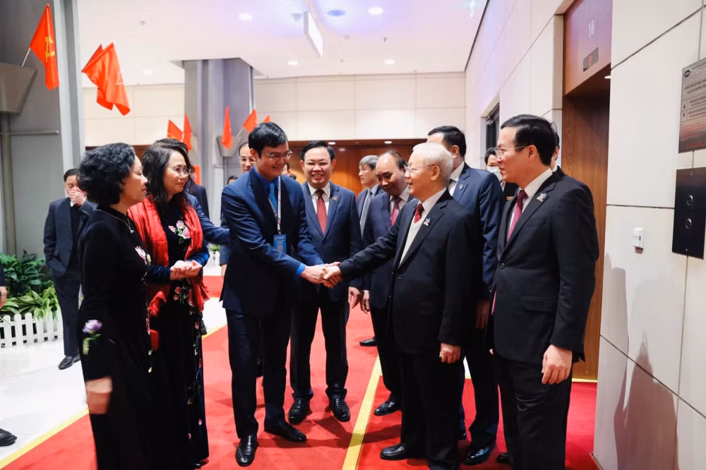 toan van phat bieu cua tong bi thu tai dai hoi dai bieu toan quoc doan tncs ho chi minh hinh 2