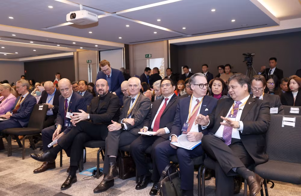thu tuong pham minh chinh gui 5 thong diep tai hoi nghi thuong dinh kinh doanh asean eu hinh 3