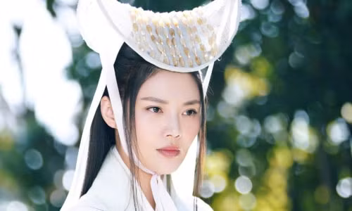 phim ve trieu tu long la con gai bi chi trich va tay chay hinh 1