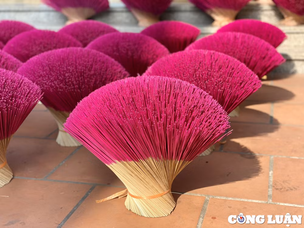 doi vo chong gia nang long giu nghe lam huong truyen thong hinh 6