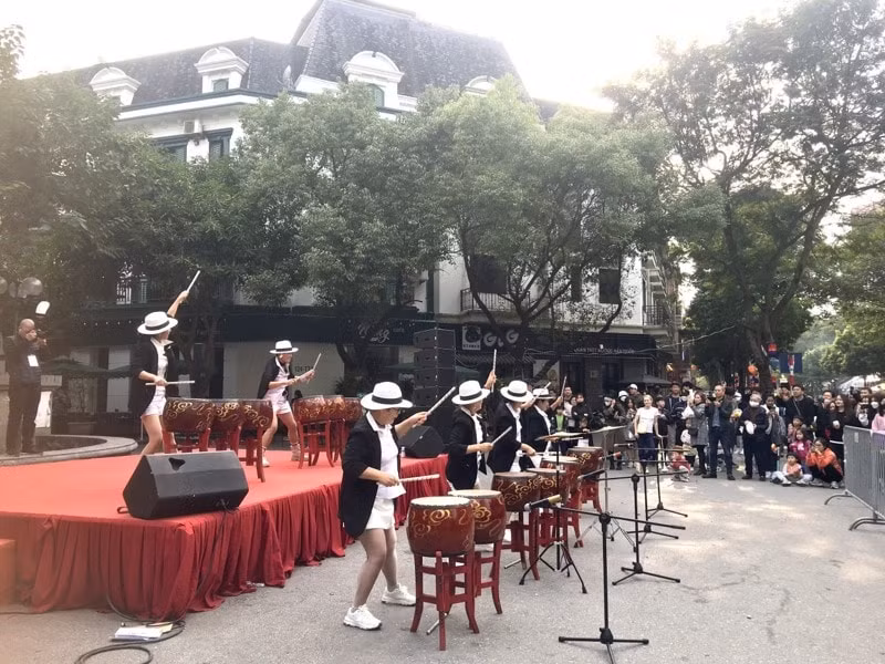 hap dan le hoi con duong van hoa huu nghi viet han hinh 2