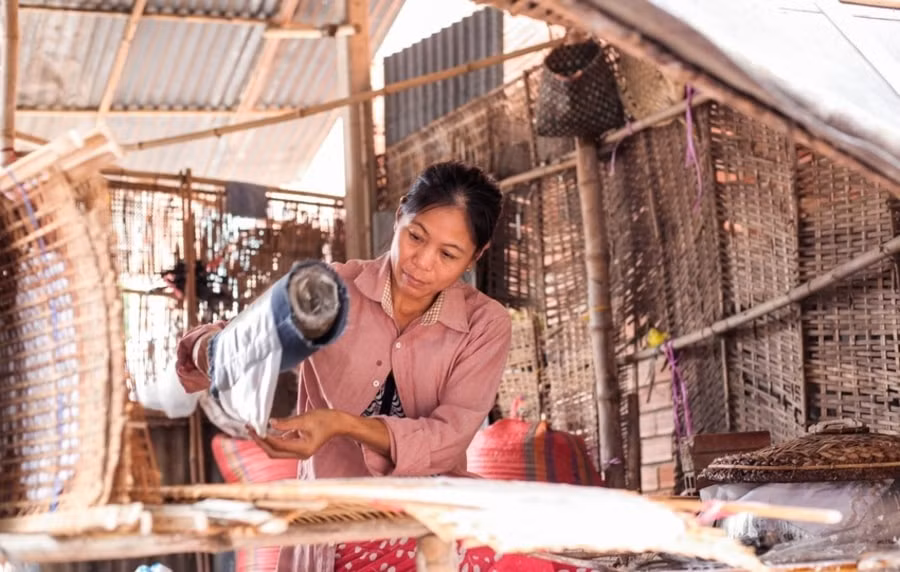 le hoi vinh danh nghe lam banh trang phoi suong tai tay ninh hinh 4