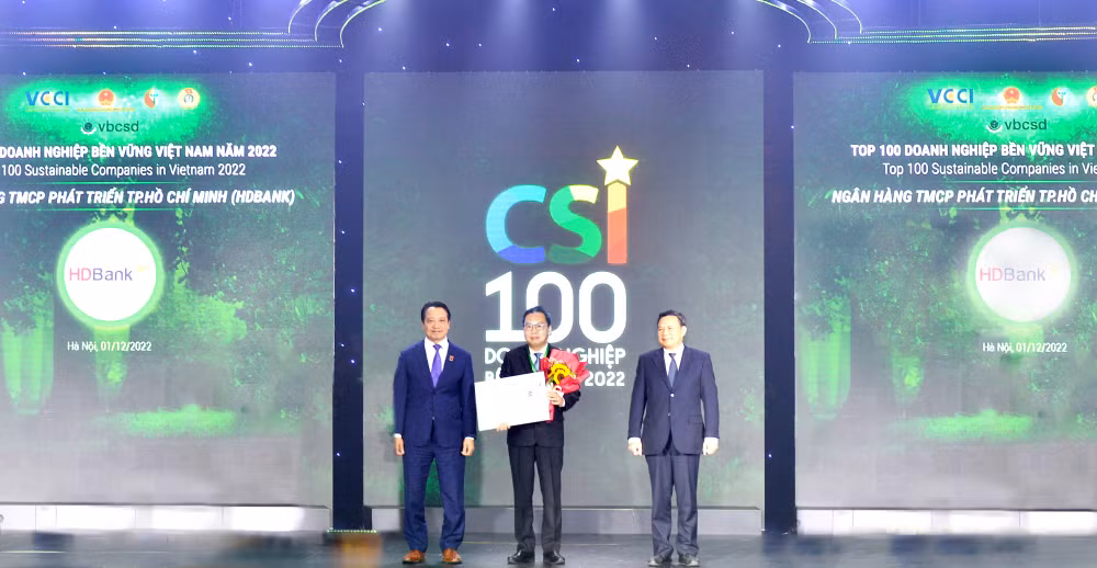 hdbank tiep tuc lot vao top ngan hang ben vung 2022 hinh 1