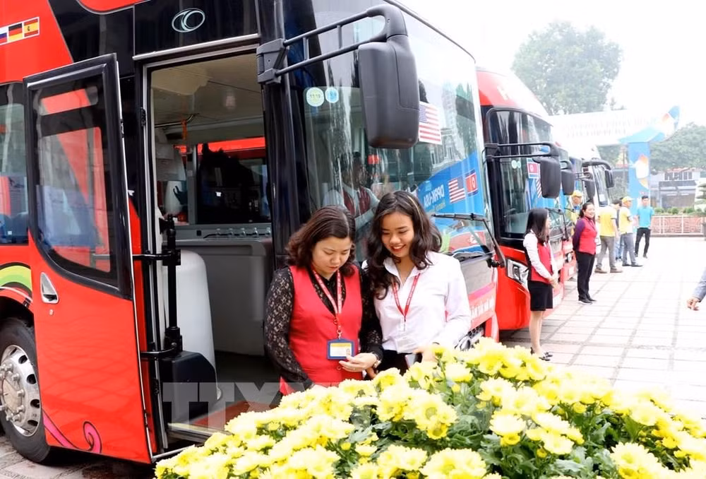 an tuong tuyen xe buyt du lich 2 tang ha noi city tour tai ha noi hinh 3