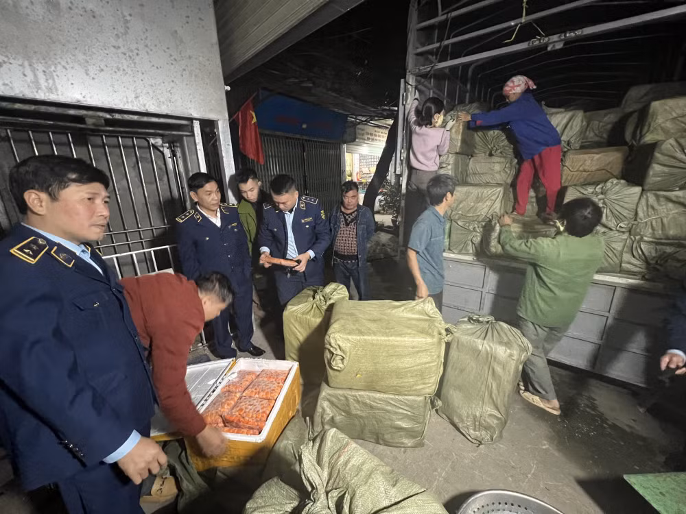 yen bai phat hien tren 7 tan trang trung dong lanh da bi bien doi mau tri gia 11 ty dong hinh 1