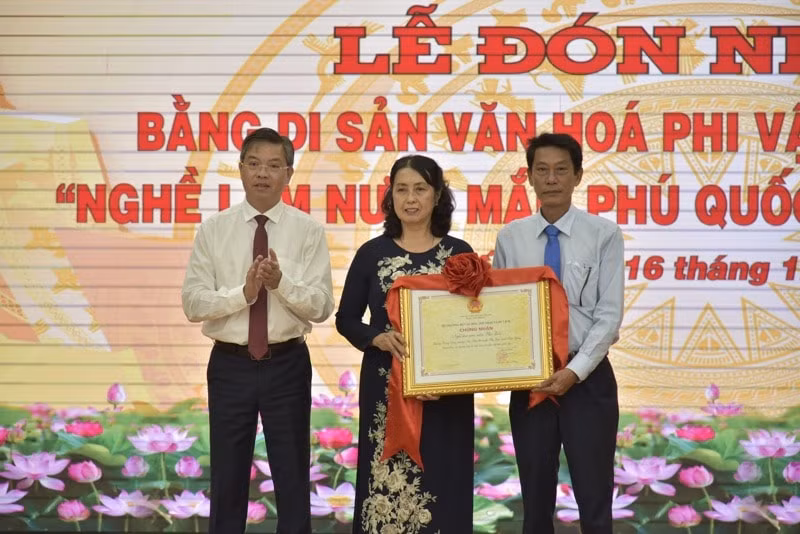 nghe lam nuoc mam phu quoc la di san van hoa phi vat the quoc gia hinh 1