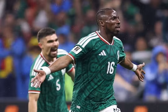 Nhật ký World Cup 1/7: Đồng chủ nhà Mexico tiếp bước Canada vào vòng 1/8, chờ Mỹ hoàn thành nhiệm vụ