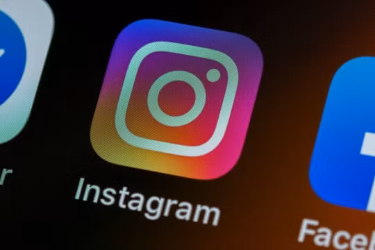 Meta hầu tòa vì cáo buộc Instagram gây nghiện