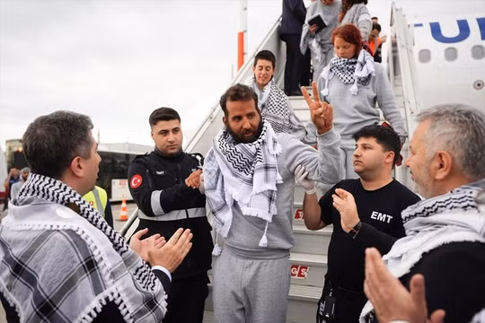 Các nhà hoạt động cứu trợ Gaza cáo buộc bị ngược đãi tại Israel 