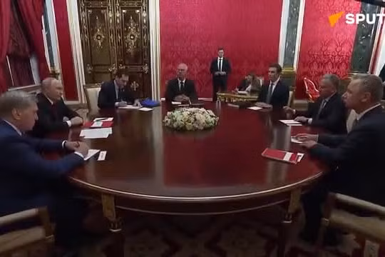 Cuộc hội đàm giữa ông Putin với các đặc phái viên Mỹ về Ukraine diễn ra 'rất thẳng thắn'