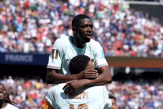 Dembele lập hat-trick 'siêu tốc', Pháp đại thắng Na Uy để chiếm ngôi đầu bảng
