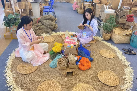 Khai mạc Hanoi Giftshow 2026: 500 gian hàng hội tụ tinh hoa thủ công mỹ nghệ