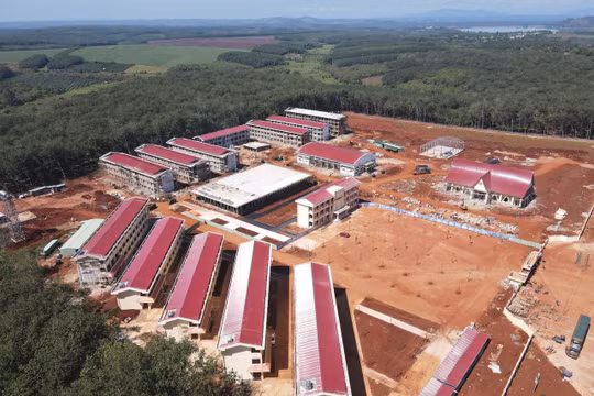 Gia Lai: Hơn 800 lượt cán bộ, chiến sĩ xây dựng 7 trường biên giới