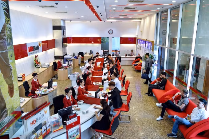 hdbank tuyen dung 1000 sales toan quoc hinh 2