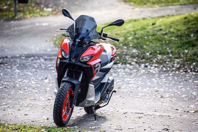 aprilia ra mat xe tay ga dia hinh sr gt 200 canh tranh voi honda adv hinh 2