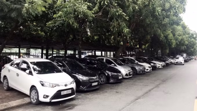 nhieu don vi cho thue xe tu lai dau dau vi phat nguoi sau tet nguyen dan hinh 1
