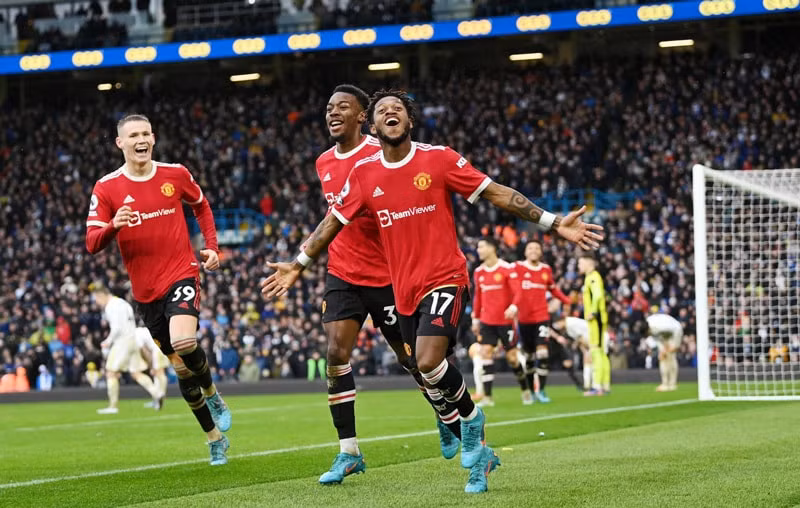 thang leeds 4 2 man utd vuon len dung thu 4 bxh ngoai hang anh hinh 8