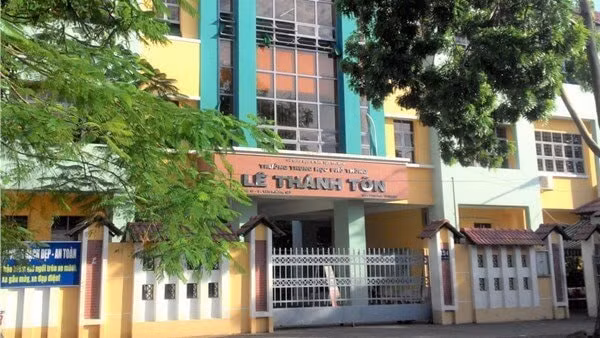 mot hoc sinh tu vong trong gio nghi trua tai truong o tp hcm hinh 1