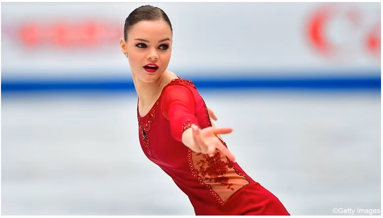 ngam nhan sac cua nu hoang bang gia nguoi bi loena hendrickx hinh 1
