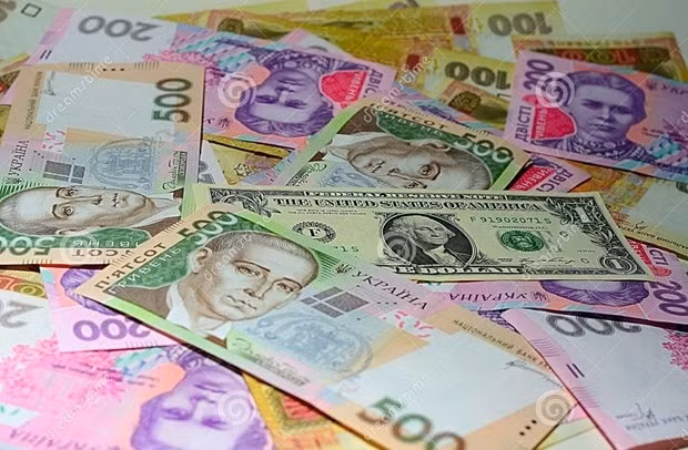 ukraine muon hoan tra no nuoc ngoai hinh 1