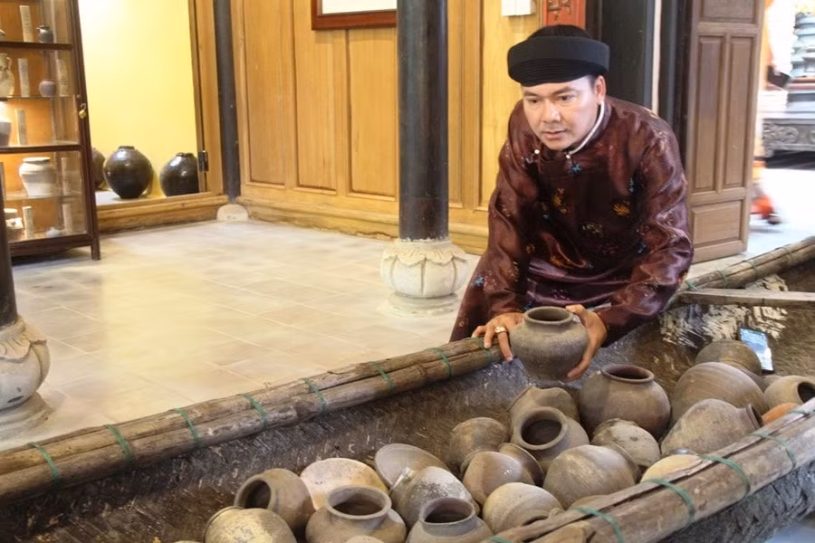 gom co ghi lai nen van hoa vung dat co do hinh 4