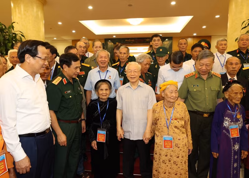 tong bi thu nguyen phu trong dang va nha nuoc cham lo nguoi co cong bang nhieu chinh sach cu the hinh 5