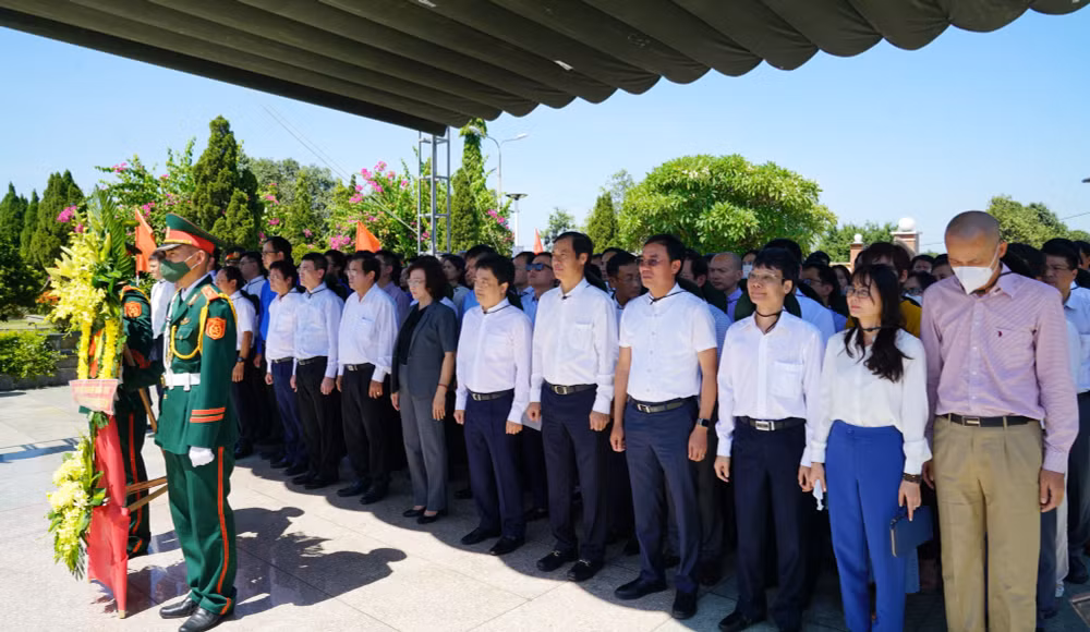 pv gas thuc hien chuong trinh den on dap nghia tai da nang hinh 1